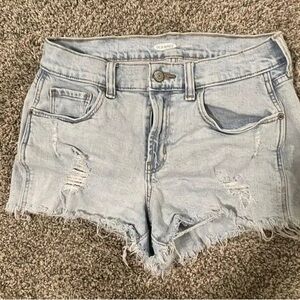 Mid-Rise Light Wash Boyfriend Denim Shorts - Old Navy Size 10